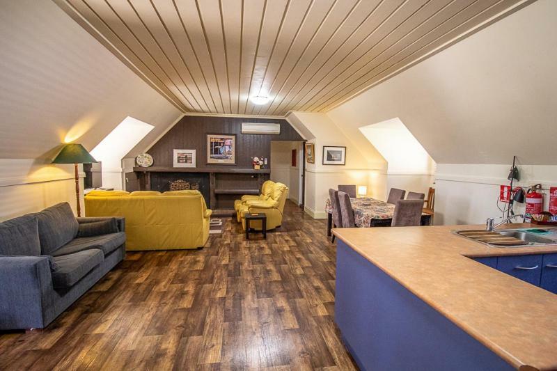 Gold Mine Guest House And Cafe Nundle Ngoại thất bức ảnh